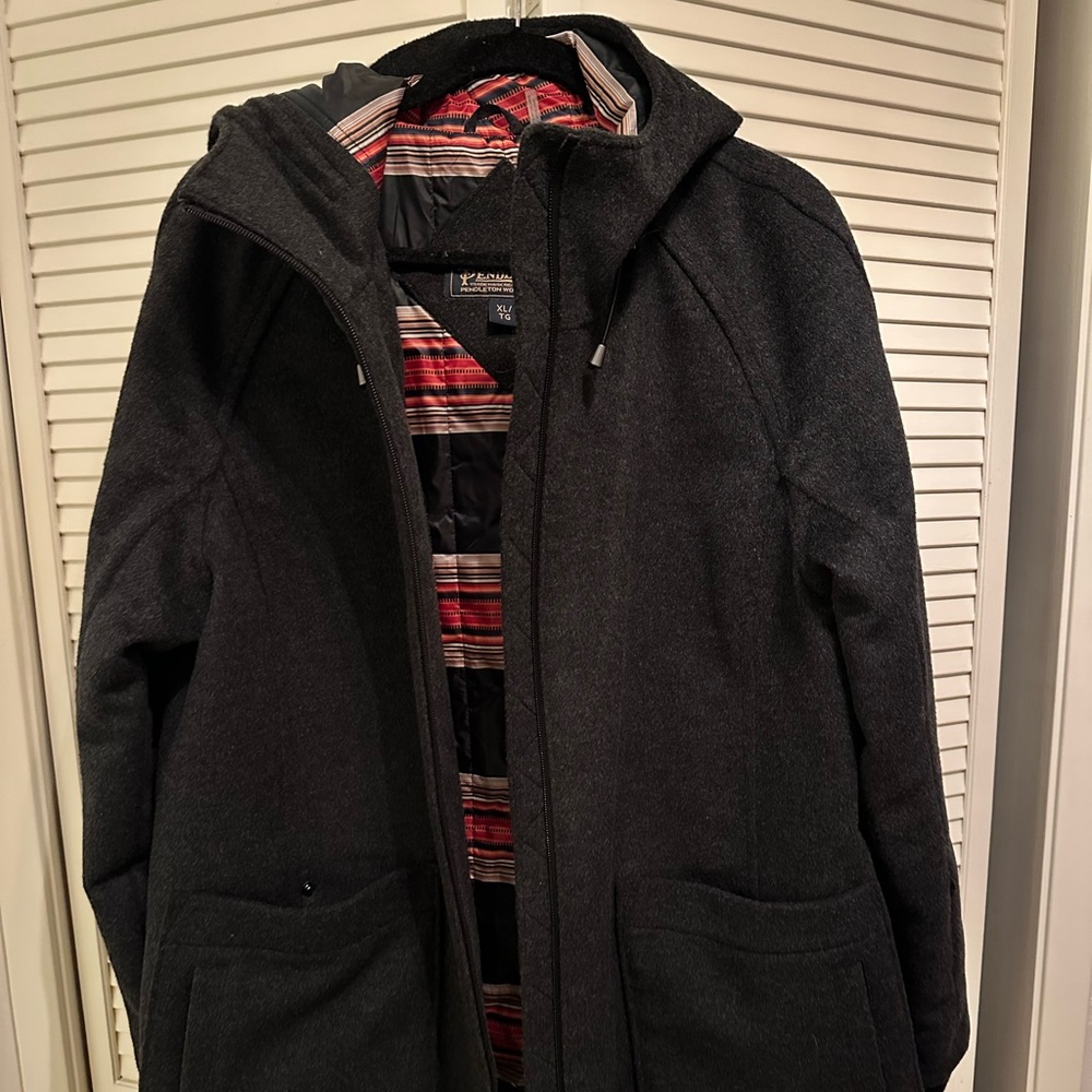 Pendleton wool coat - grey with colorful liner